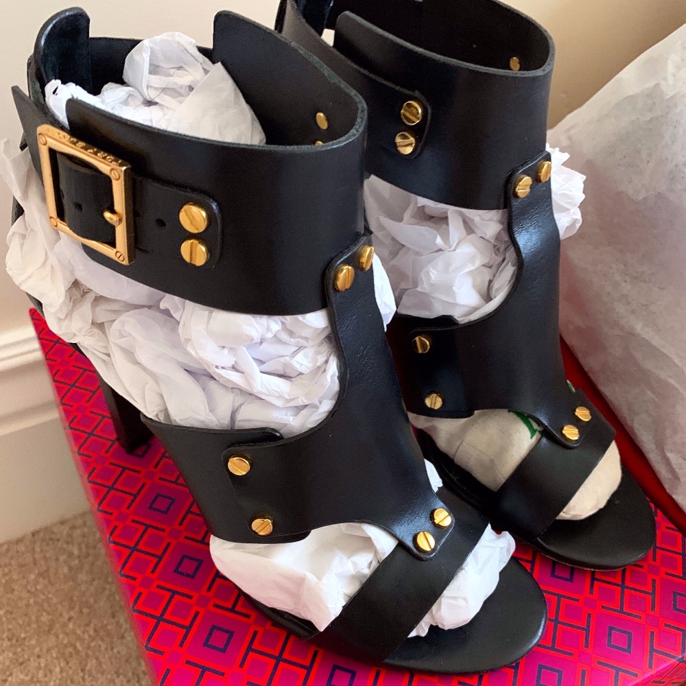 RARE Tory Burch sandals